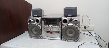İnformatika: JVC 2 Basovikli Kalonka + 2 Frontal kalonka
Güclü Səs Effekti var