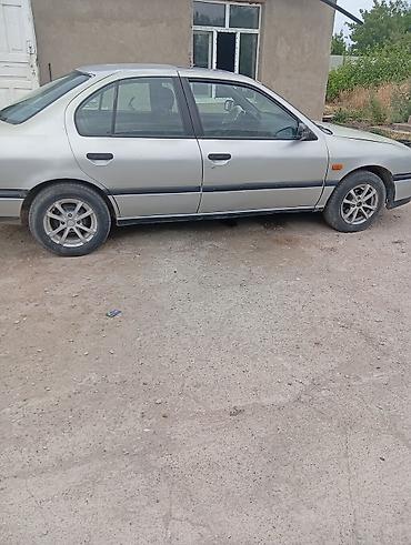 bye e5: Nissan Primera: 1993 г., 1.6 л, Механика, Бензин, Седан — 1