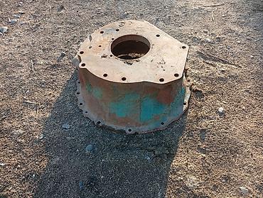 Другие плуги: Отвальный плуг навесной, многокорпусный - Конструкция: рама из — 9