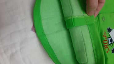 Другие детские вещи: Одежда для новорождённого, всё новое: кофты теплые синяя и зелёная — 3