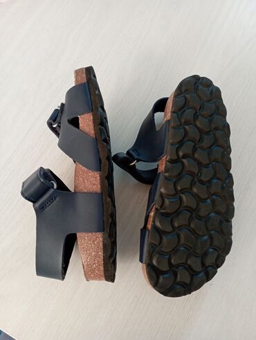 польские сандали: Продаю сандалии размер 31, состояние как новыеносили пару раз в