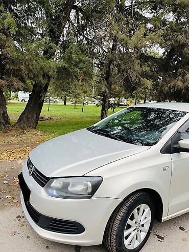Volkswagen: Volkswagen Polo: 2011 г., 1.6 л, Механика, Бензин, Седан — 3