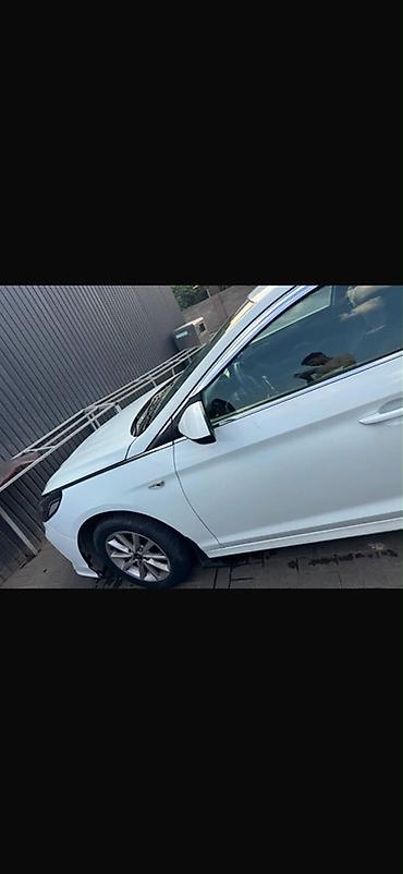 лобовой соната: Hyundai Sonata: 2018 г., 2 л, Автомат, Газ, Седан — 3