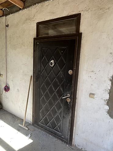 kilim: Giriş qapısı – üst işıqlandırma pəncərəciyi ilə — 1