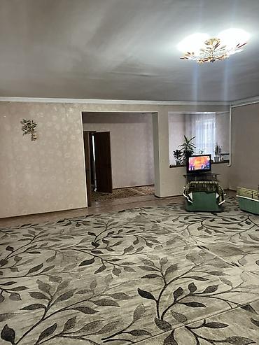 Sale of cottages and houses: Дом с просторным крытым двором, хозяйственными постройками и — 7