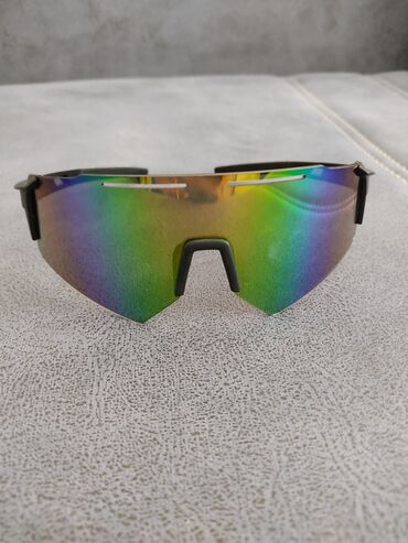 prada eynekleri qiymeti: Солнцезащитные очки, Новый