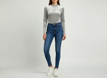 krótkie spodenki do grubych rajstop: Women`s body, size S