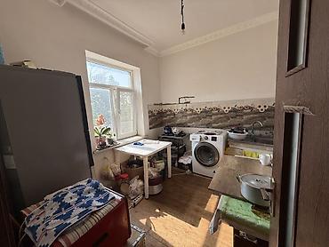 şəki ev elanları: 3 otaqlı, 2 kv. m, Orta təmir — 6