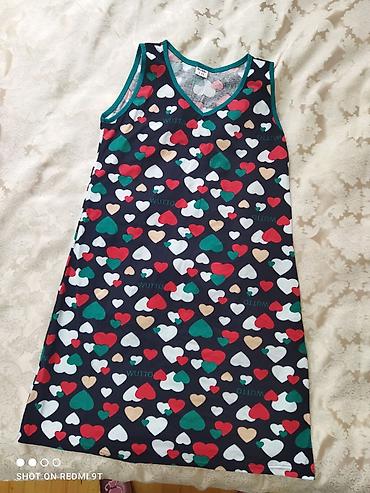 Yenidir. Geyinilmeyib. Temiz pambiq material,cox yungul rahat yumusaq