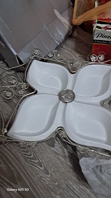 Digər dəstlər və servizlər: Şüşə qablar və stəkanlar dəsti - Dondurma/kokteyl üçün şüşə qablardan — 17