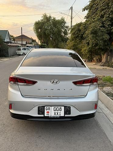 jeep compas: Hyundai Sonata: 2019 г., Газ, Седан — 5