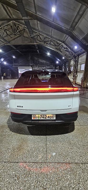 Другой электротранспорт: Электромобиль кроссовер (белый кузов, черная крыша) DONGFENG AEOLUS L7 — 8