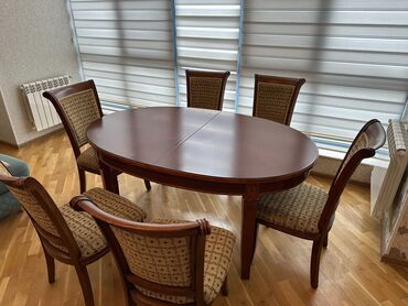 Masa və oturacaq dəstləri: İşlənmiş, Oval masa, 6 stul, Açılan masa, Qonaq otağı üçün
