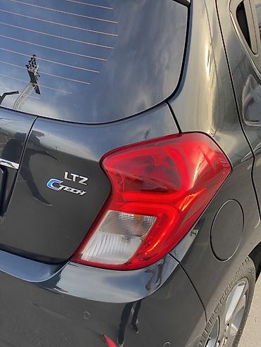 Chevrolet: Chevrolet Spark: 2016 г., 1 л, Вариатор, Бензин, Хэтчбэк — 15