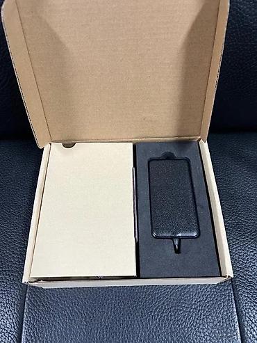 GPS za auto: 3G GPS/GSM tracker za vozila – model GV20 Opis: - Kompaktni 3G — 8