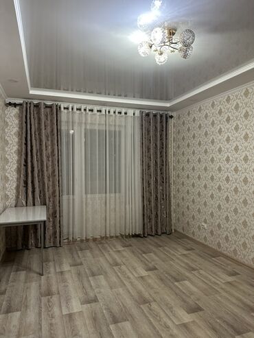 суточный квартира рядом: 1 комната, 39 м², 105 серия, 2 этаж, Евроремонт