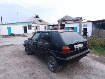 ист авто: Volkswagen Golf: 1990 г., 1.3 л, Механика, Бензин, Хетчбек