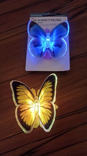 упаковка на дому: Светящиеся бабочки, цена за обе, брала в Германии, в связи с выездом