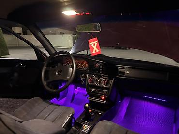 mini canta: Mercedes-Benz 190 (W201): 2 l | 1987 il Sedan — 4