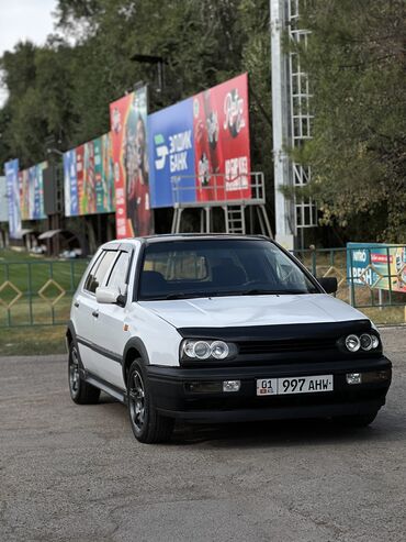 деу нексия 1: Volkswagen Golf: 1993 г., 1.6 л, Механика, Бензин, Хэтчбэк