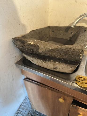 işlənmiş xalçalar: Təbii daşdan yonulmuş kvadrat formalı yuyunma/lavabo hövzəsi - — 3