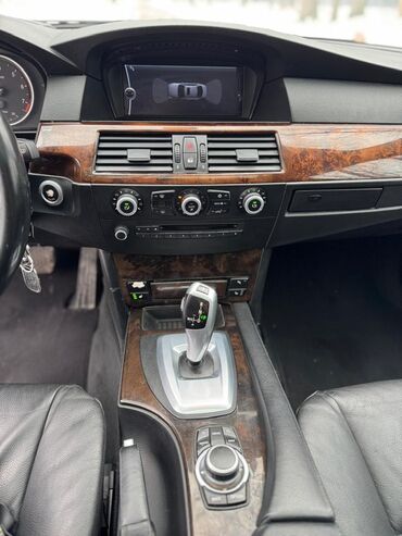 BMW: BMW 5 series: 2010 г., 3 л, Робот, Бензин, Седан — 8