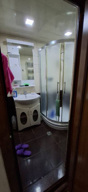 Köhnə tikili: Bakı, 5 otaqlı, Köhnə tikili, m. Həzi Aslanov, 120 kv. m -da lalafo.az — 12 Köhnə tikili: Bakı, 5 otaqlı, Köhnə tikili, m. Həzi Aslanov, 120 kv. m — 12