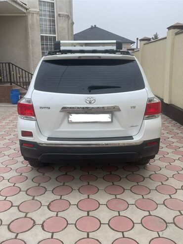 Toyota: Toyota Highlander: 2011 г., 3.5 л, Автомат, Газ, Кроссовер