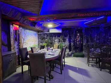 Kommersiya daşınmaz əmlakının satışı: Binəqədi rayonu, 9-cu Mikrorayonda, ümumi sahəsi 350 kv/m olan — 5