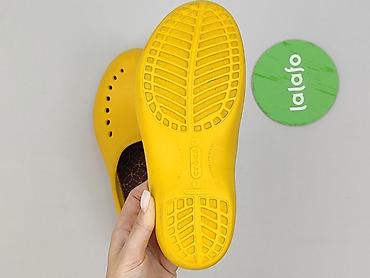 bluzy cropp: Klapki Crocs, 20, Używany — 4