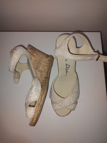 inuovo sandale srbija: Sandals, 38