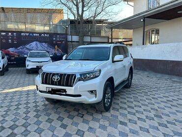 машина маленкий: Toyota Land Cruiser Prado: 2023 г., 2.7 л, Автомат, Бензин, Внедорожник