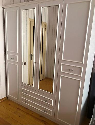 İşlənmiş, 4 qapılı, Güzgülü, Ağ, Açılan, Düz dolab