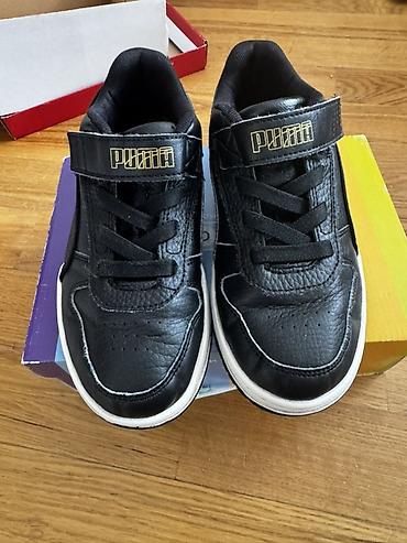 puma krasofka: Puma uşaq idman ayaqqabısı Yaxşı vəziyyətdə. Gosportdan alınıb. Ölçü — 2
