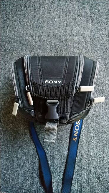 Torbe i futrole za kamere: Sony torba za aparat nova 2000din. i rezerni kaiš ide uz torbicu na lalafo.rs — 9 Torbe i futrole za kamere: Sony torba za aparat nova 2000din. i rezerni kaiš ide uz torbicu — 9