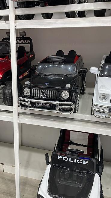 Uşaq dünyası: Uşaq üçün elektrikli minik maşınları Xüsusiyyətlər: - Korpus: parlaq — 3