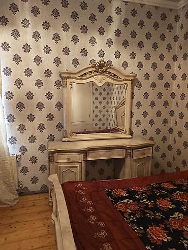 konputer masası: Klassik üslubda yataq otağı mebeli dəsti mebelin qapisinin 1nde — 3