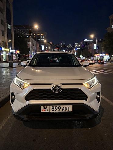 range rover 2011: Toyota RAV4: 2021 г., Кроссовер — 1