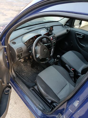 Opel: Opel Combo: 1.3 l | 2008 il 282000 km Van body type — 13