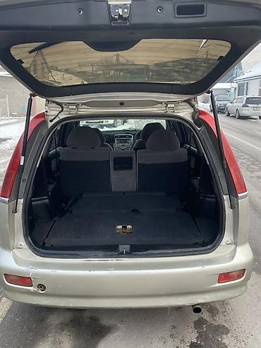 Honda: Honda Stream: 2003 г. — 9