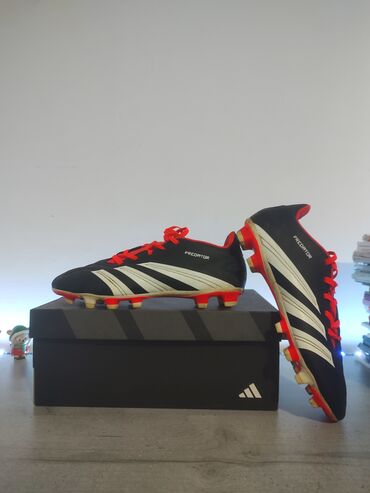 kramponi za kopacke: Football boots, Adidas, size - 40