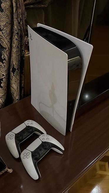 PlayStation 5 oyun konsolu - Model: Sony PlayStation 5 (ağ-qara lalafo.az -da PlayStation 5 oyun konsolu - Model: Sony PlayStation 5 (ağ-qara