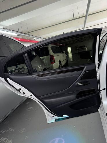 Lexus: Lexus ES: 2019 г., 2.5 л, Вариатор, Гибрид, Седан at lalafo.kg — 16 Lexus: Lexus ES: 2019 г., 2.5 л, Вариатор, Гибрид, Седан — 16