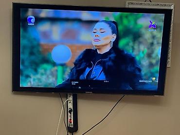 ТВ и видео: Б/у Телевизор Samsung LCD 50" 4K (3840x2160), Самовывоз — 2