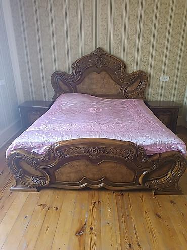 Klassik üslubda yataq otağı dəsti Tərkibi: - Böyük iki nəfərlik
