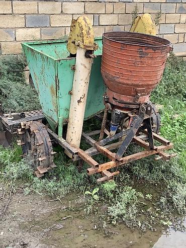 karatas traktor: Kartof əkən və gübrə səpən qoşqu (traktora qoşulan) - İki cərgəli — 2