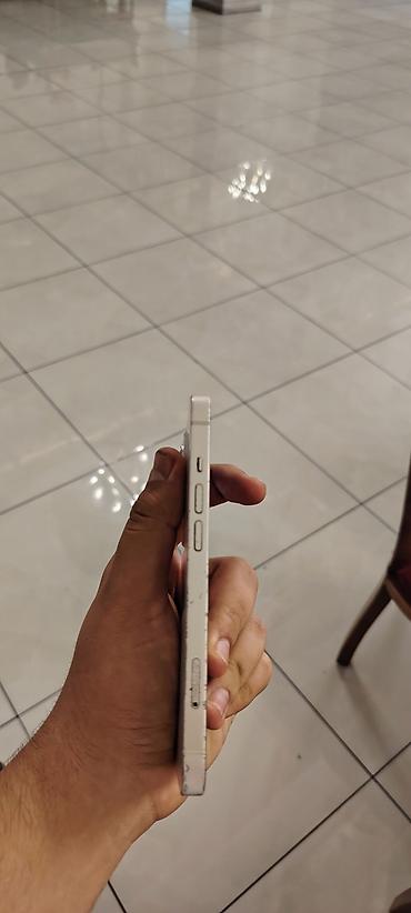 iphone se3 qiyməti: IPhone 13, Ağ, Face ID — 5