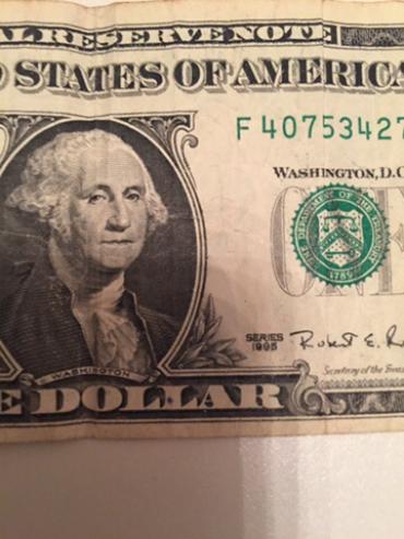 1 dollar satışı: Dollar satılır 1995 ci il almırsansa heder yere narahat eleme asagı