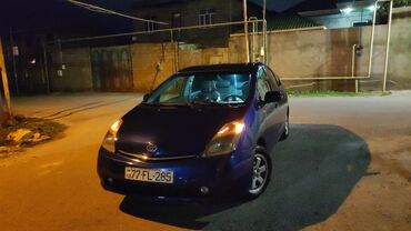 3000 azn masin: Toyota Prius: 1.6 l | 2009 il Hetçbek