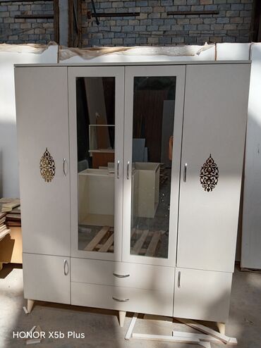 zerin mebil: 4qapli dolablarmiz satlir Endrmle 245azin ünvan Sumqayıt 070 901 30 26